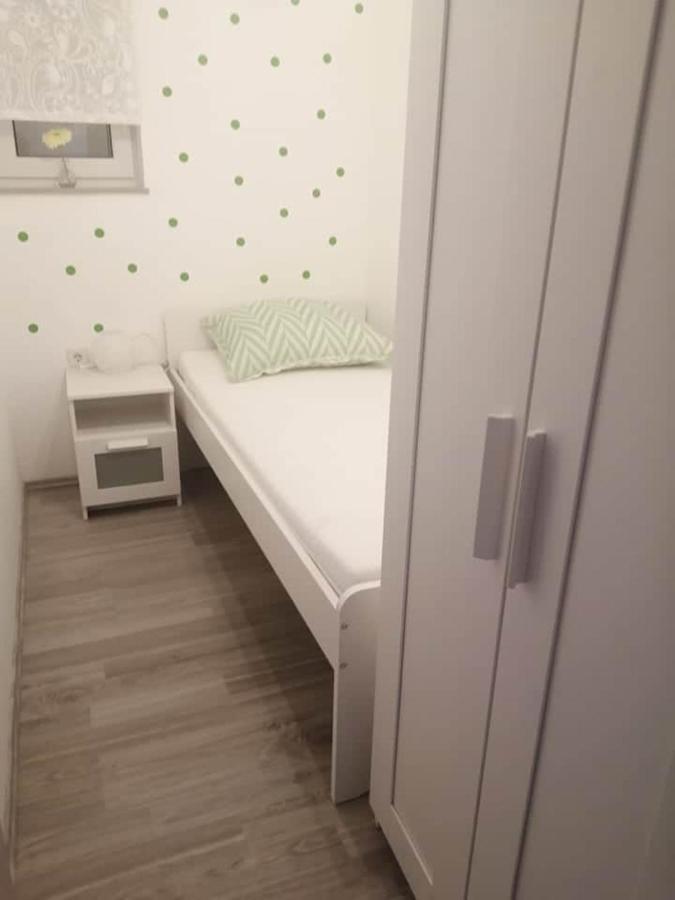 Apartman Dora Apartment พาก ภายนอก รูปภาพ